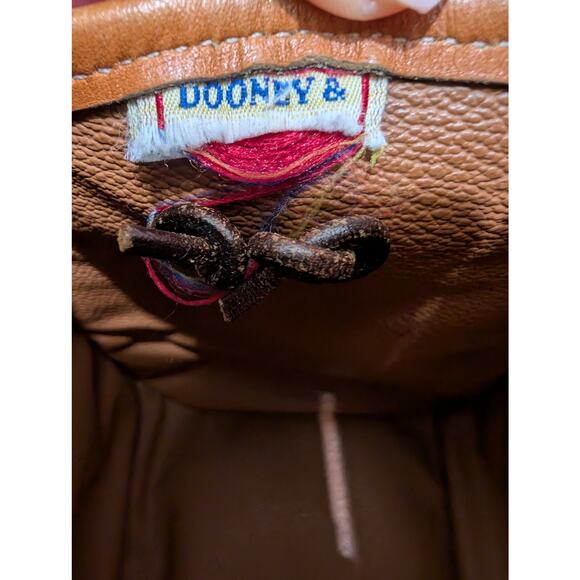 Dooney & Bourke Black Tan Pebbled Leather Satchel Vintage All Weather Leather - Picture 8 of 11